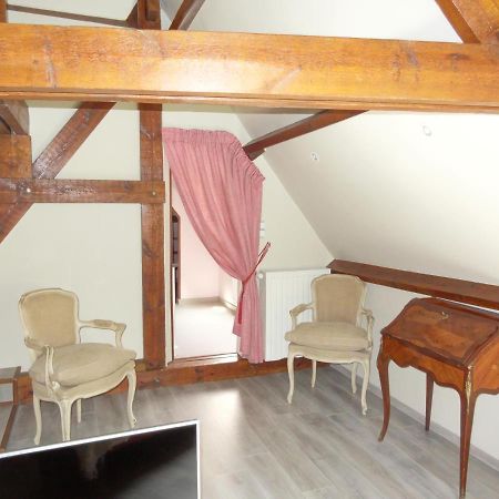 Le Chateau Des Eglantines Montignies-le-Tilleul Экстерьер фото